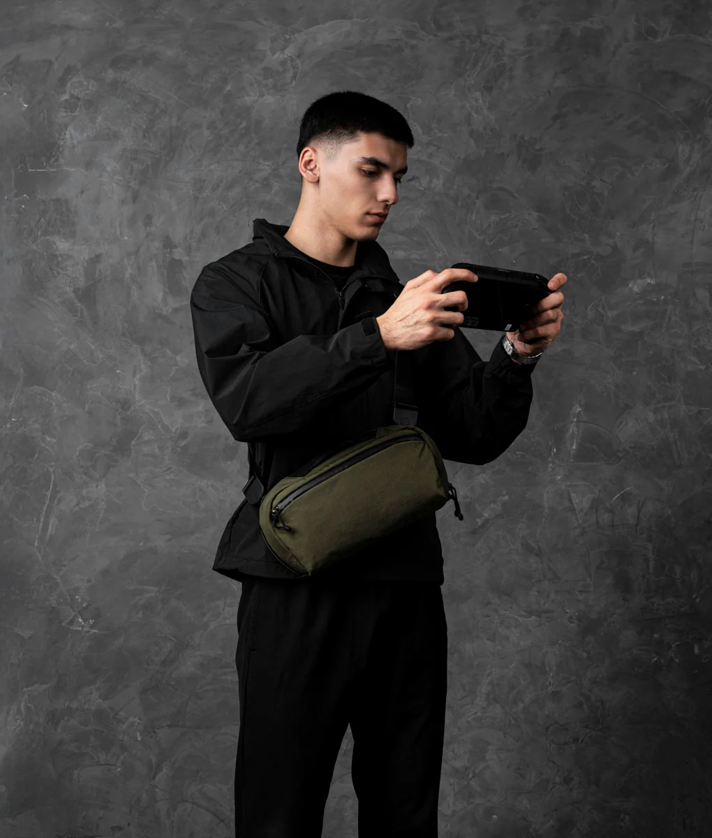 Eclipse Gaming Sling - Image 24