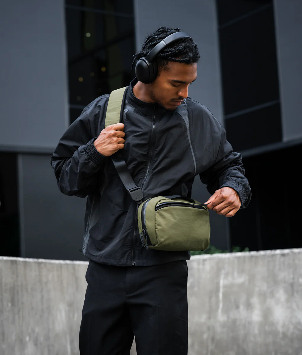 Eclipse Gaming Sling - Image 39