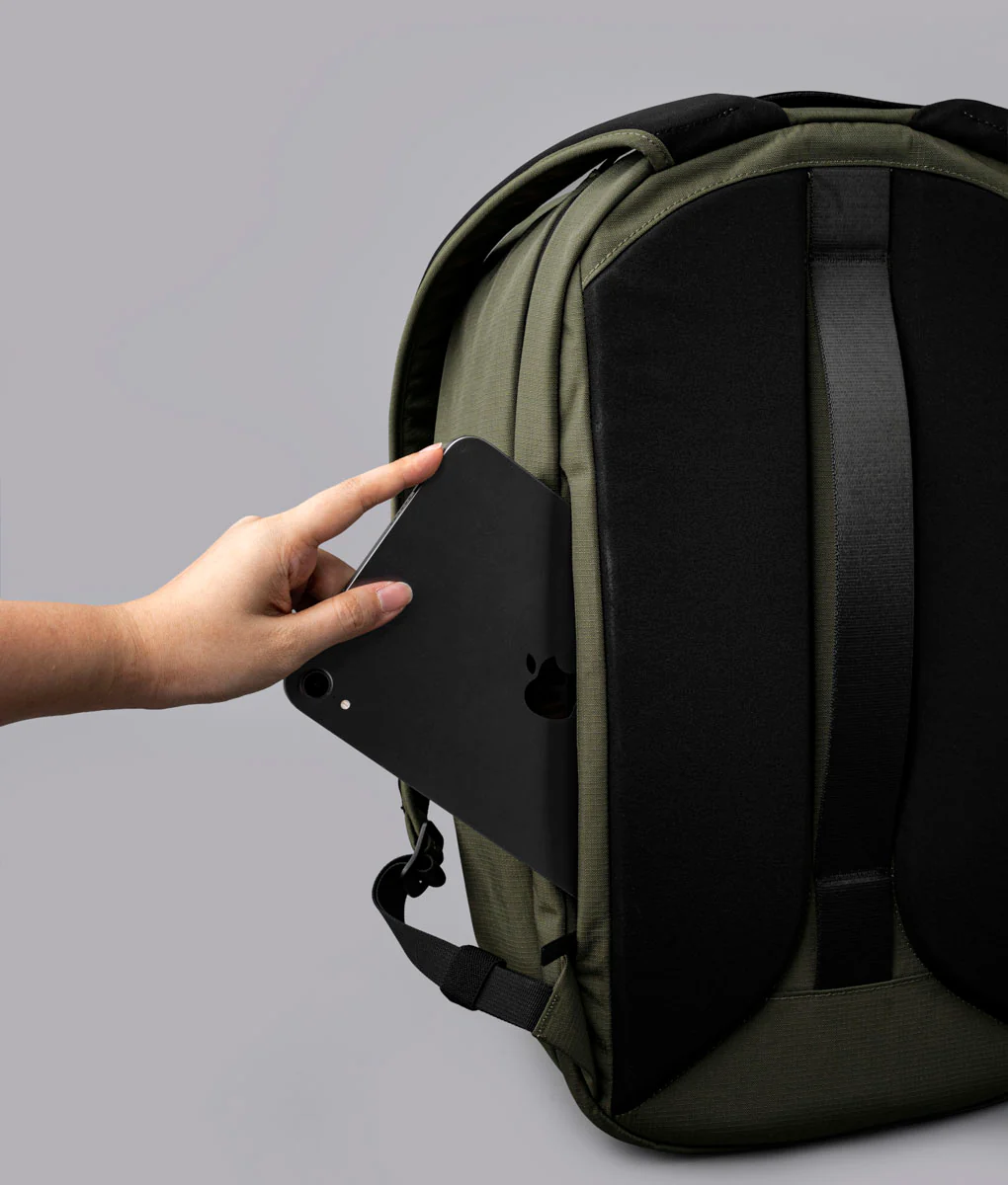 Metro Backpack Pro - Image 30