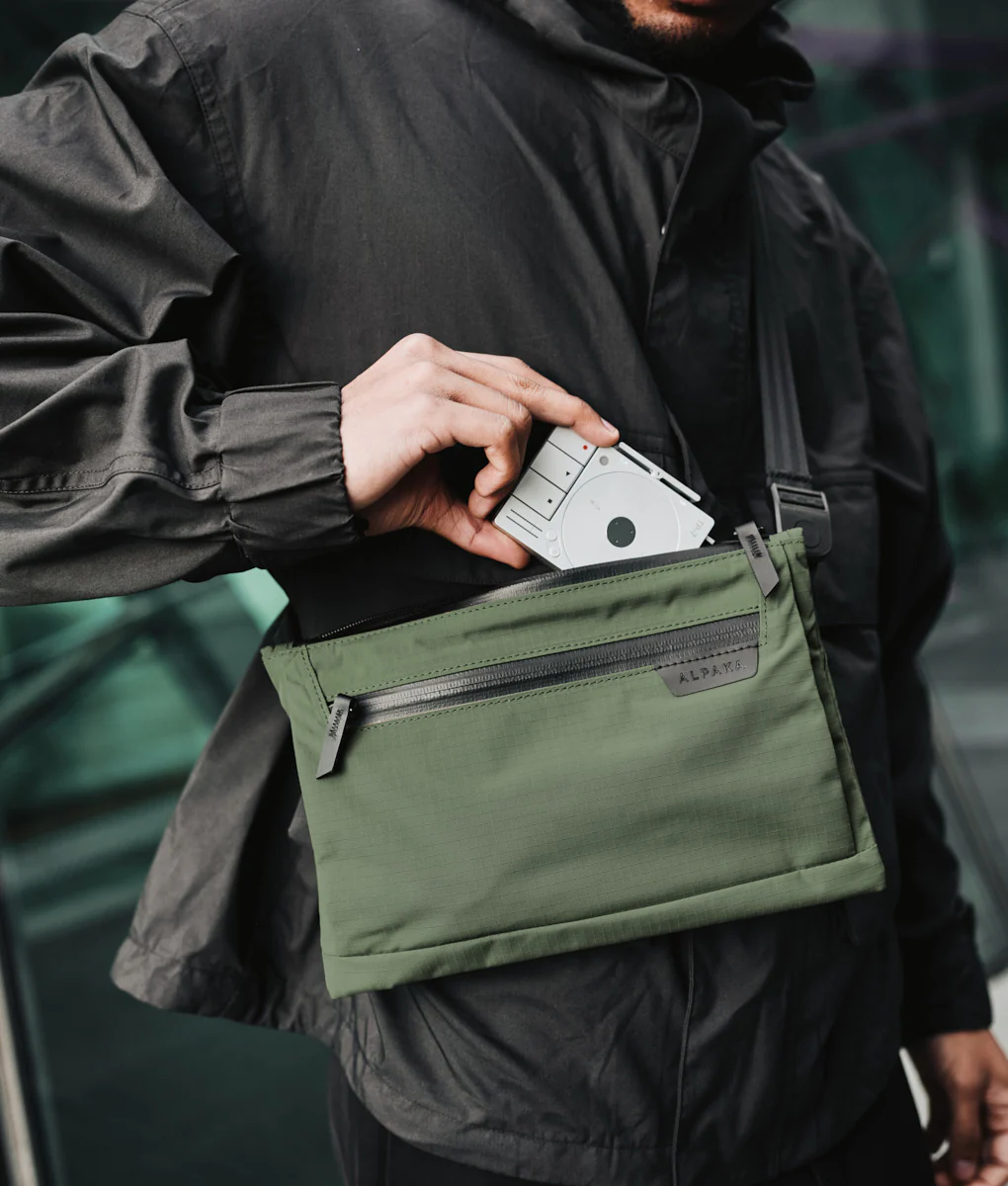 Zip Pouch Max V2 - Image 16