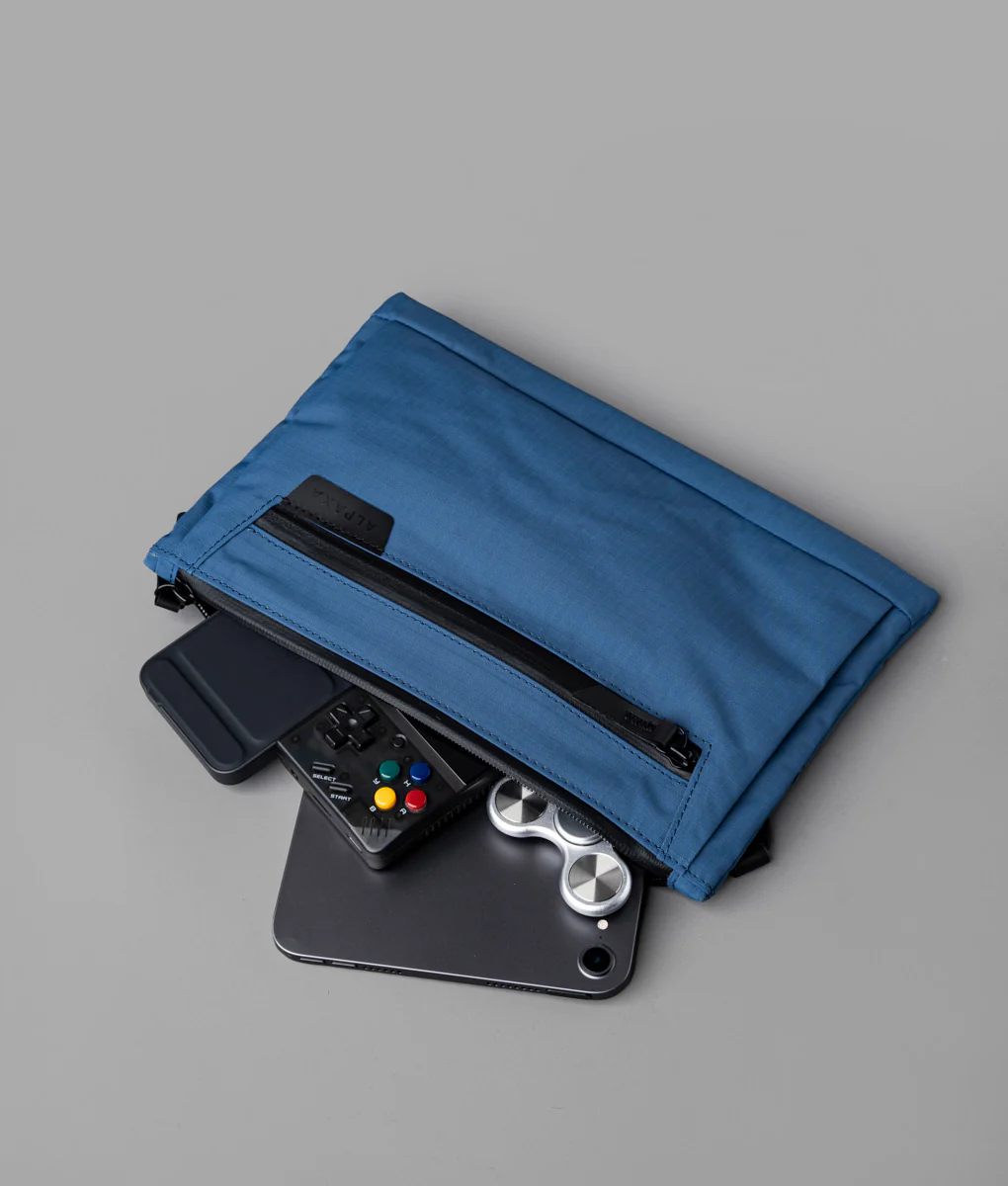 Zip Pouch Max V2 - Image 39
