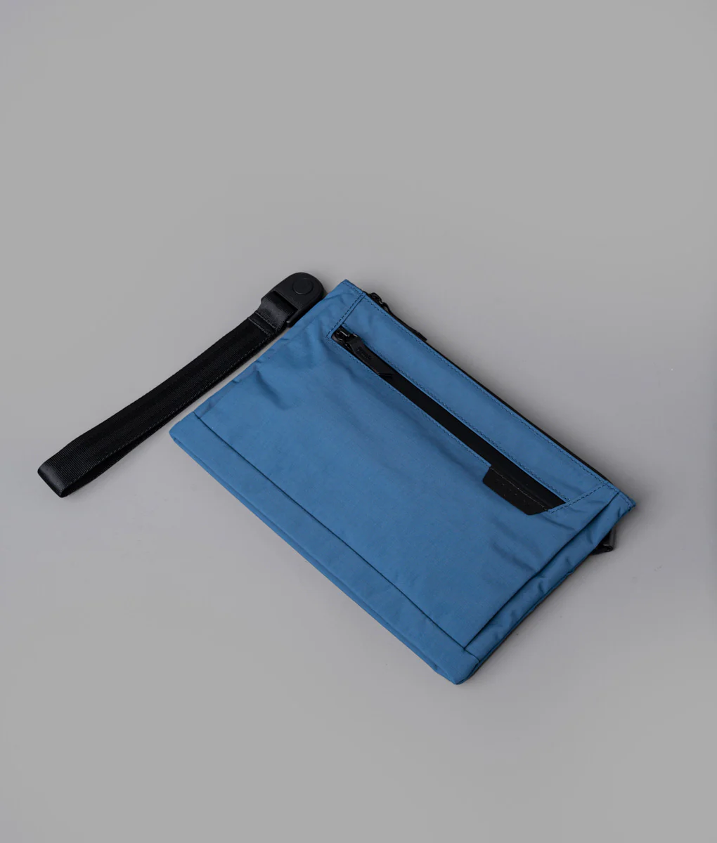 Zip Pouch Max V2 - Image 43